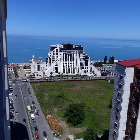 Apartment Natali With City View Batumi Exterior photo