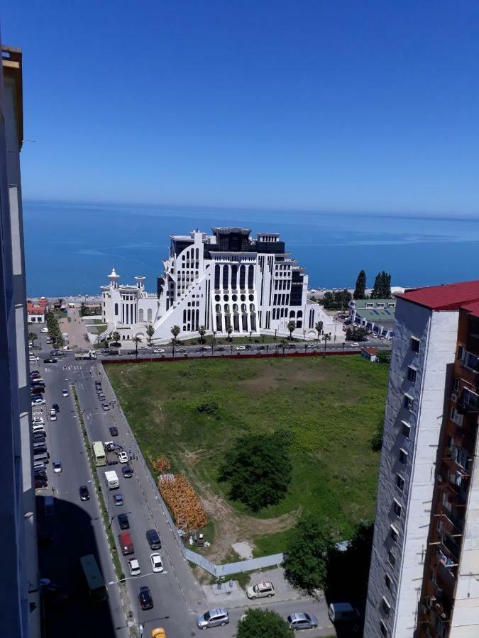 Apartment Natali With City View Batumi Exterior photo