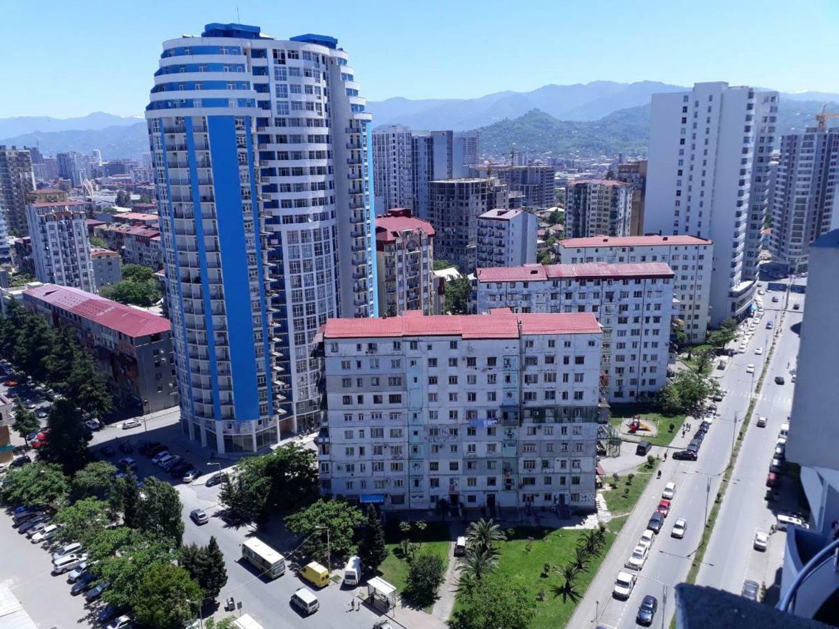 Apartment Natali With City View Batumi Exterior photo